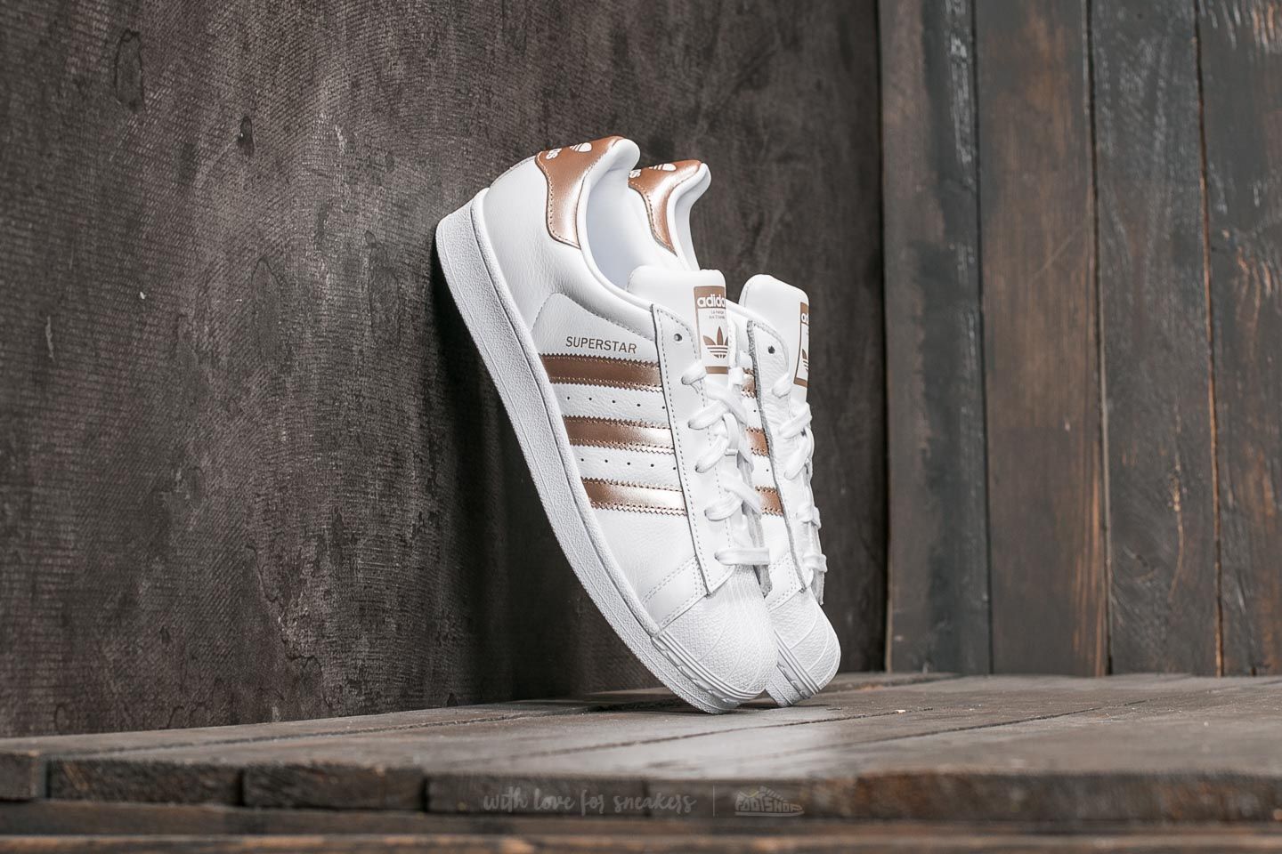 Gi y Adidas Superstar White Metallic CG5463 Jordan 1