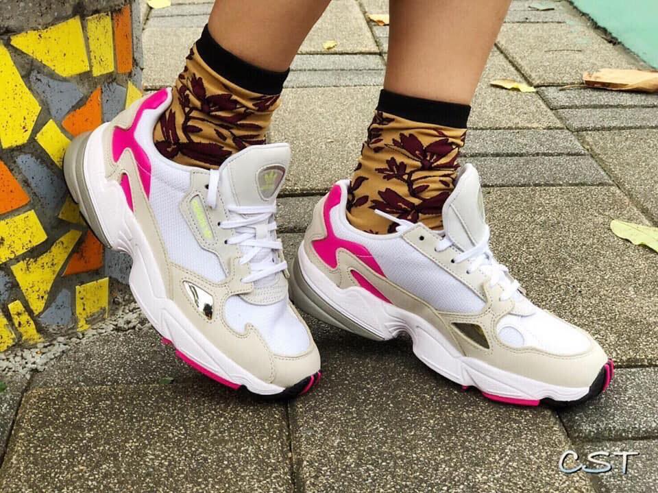 Adidas falcon store cm8537