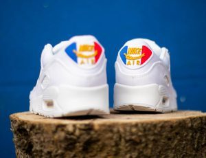 Reebok classic paris city sales pack