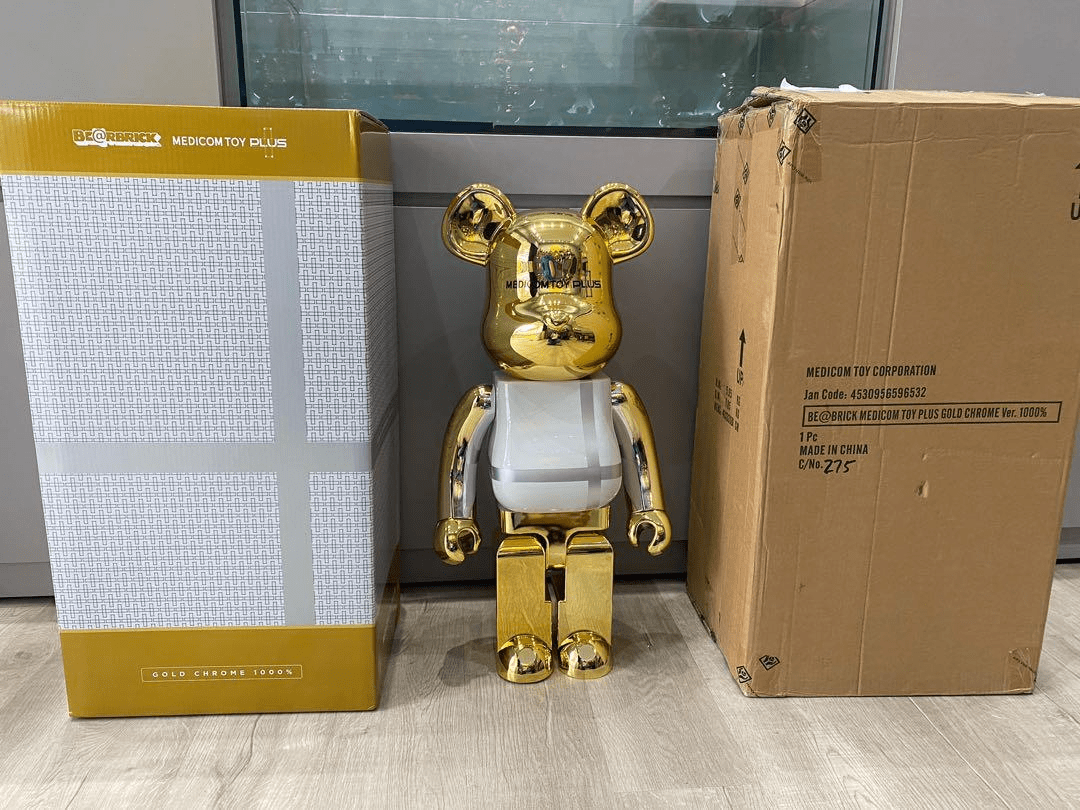 Mô hình Bearbrick Medicom Toy Plus 'Gold Chrome' 1000% - Jordan 1