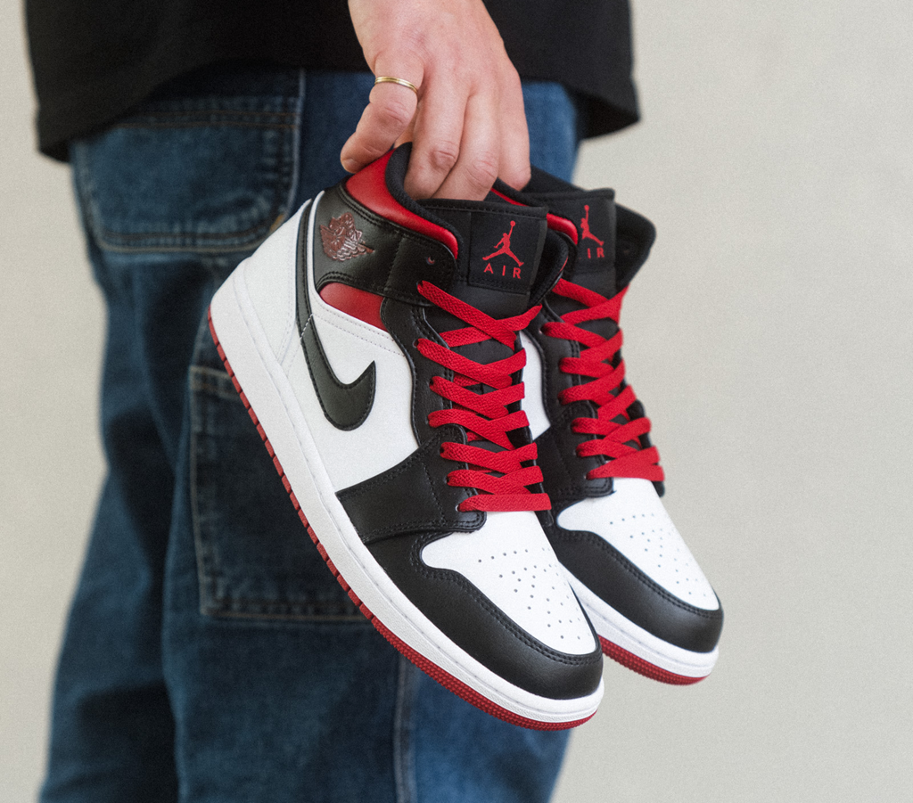 Giày Nike Air Jordan 1 Mid 'Gym Red Black Toe' DQ8426-106 - Jordan 1