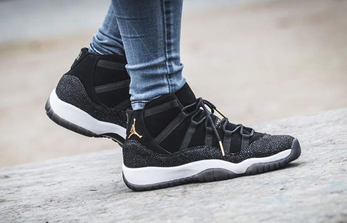 Giày Nike Air Jordan 11 Retro 'Heiress Black Stingray' 852625-030